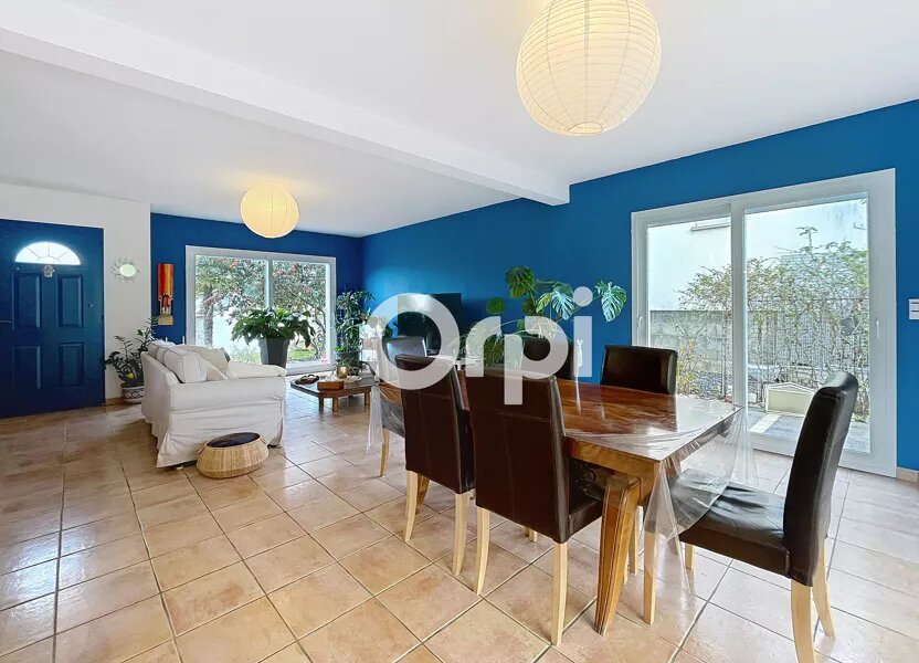 Maison à vendre, 152m², Saint-Pantaléon-de-Larche
