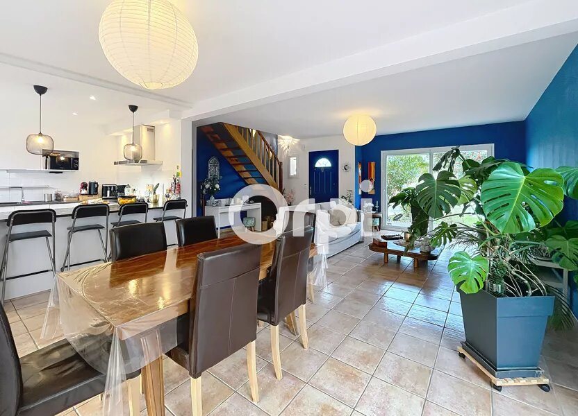 Maison à vendre, 152m², Saint-Pantaléon-de-Larche