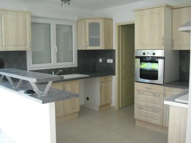 Maison à louer, 107m², Saint-Pantaléon-de-Larche