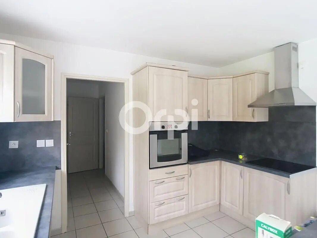 Maison à louer, 107m², Saint-Pantaléon-de-Larche
