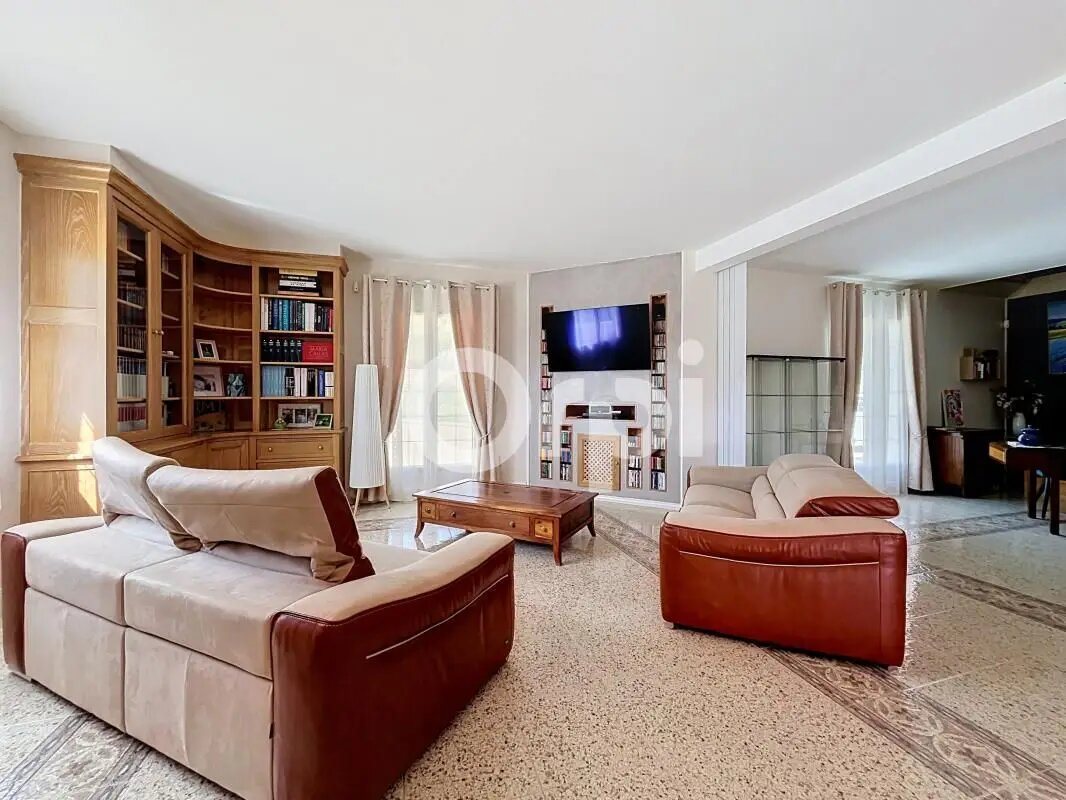 Maison à vendre, 250m², Boulazac