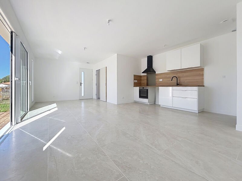 Maison à vendre, 73m², Rochefort