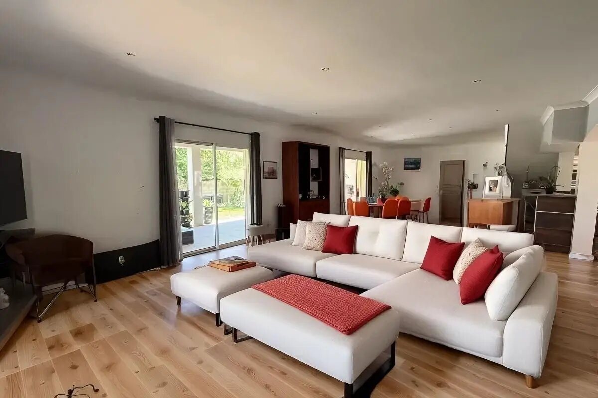 Maison à vendre, 337m², Marguerittes