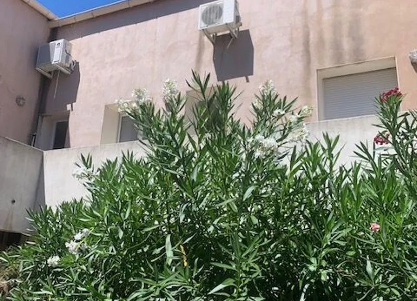 Appartement à louer, 29m², Nîmes