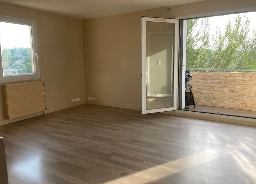 Appartement à louer, 77m², Nîmes