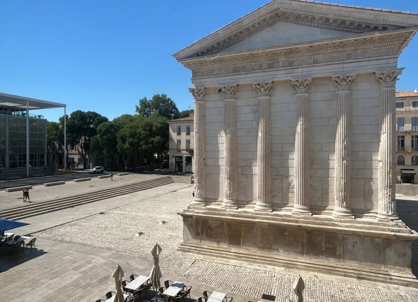 Appartement à louer, 221m², Nîmes