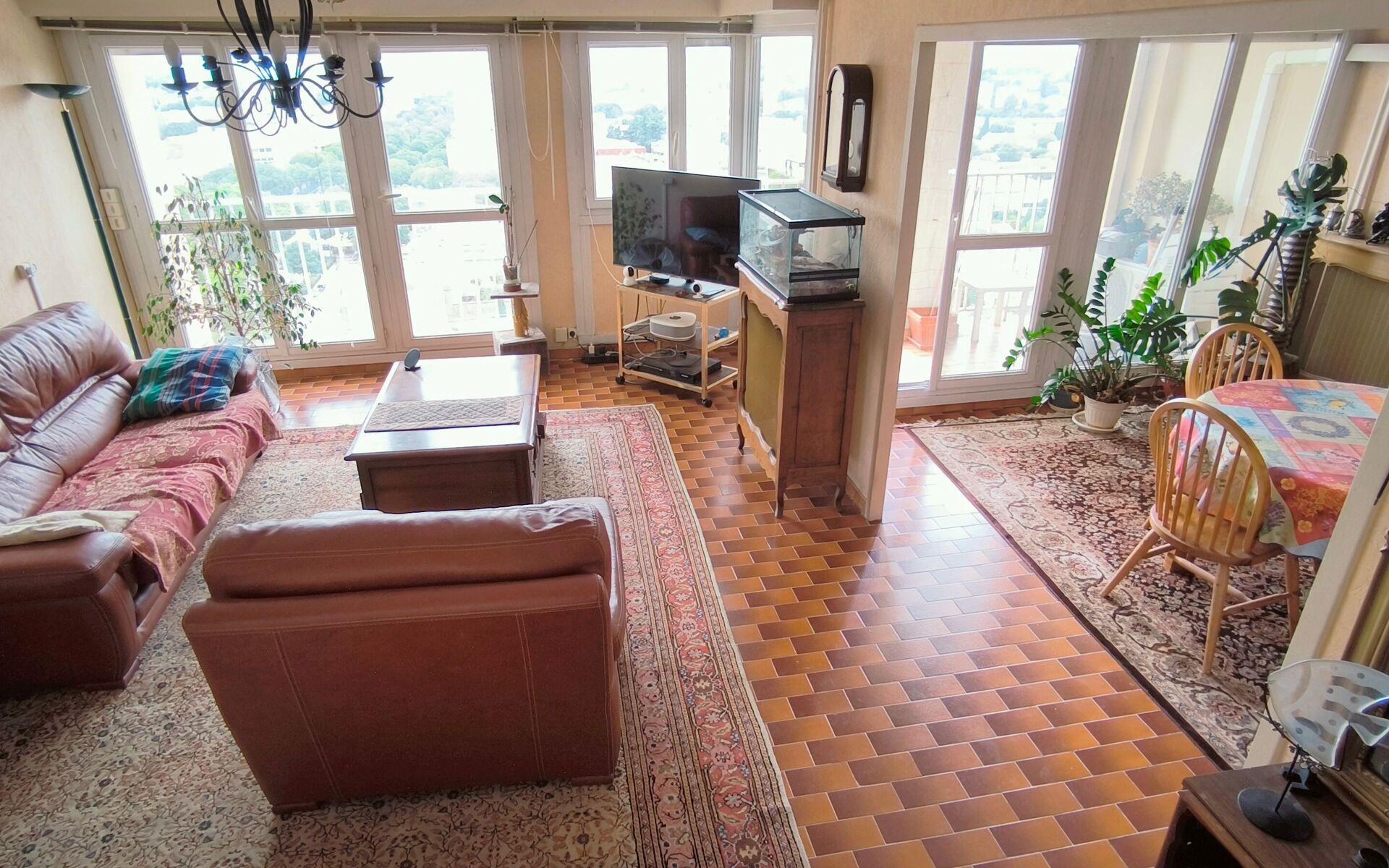 Appartement à vendre, 78m², Nîmes