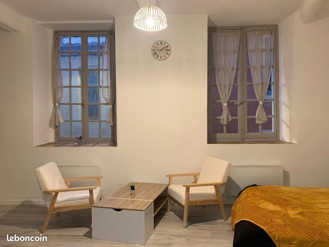 Appartement à louer, 27m², Nîmes