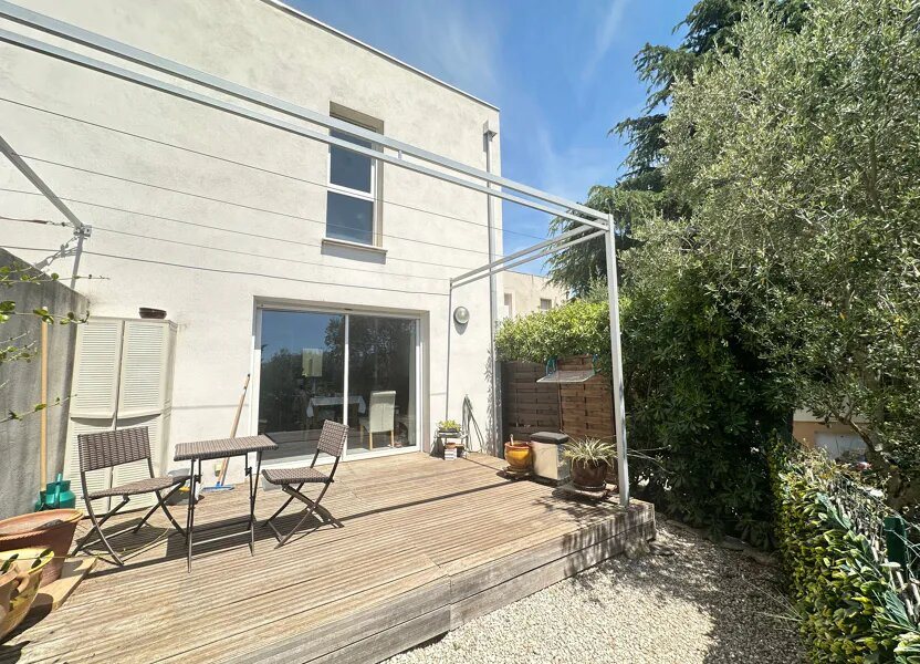 Maison à vendre, 66m², Nîmes