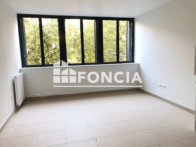 Appartement à louer, 27m², Nîmes