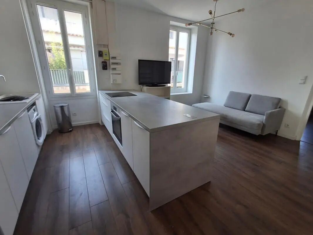 Appartement à louer, 41m², Nîmes