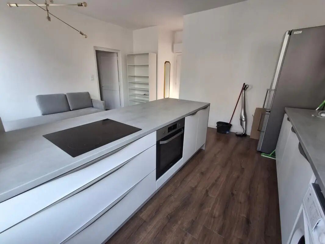 Appartement à louer, 41m², Nîmes