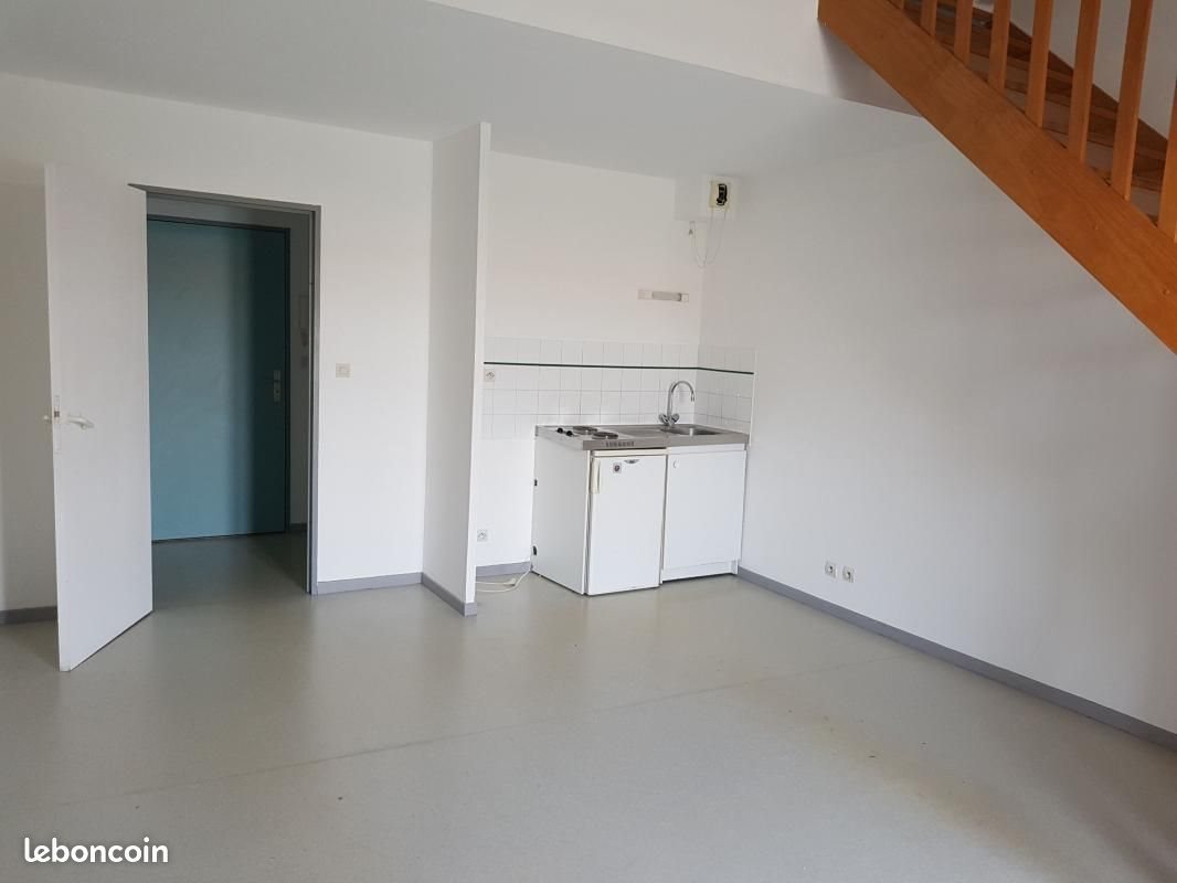 Appartement à louer, 39m², Nîmes