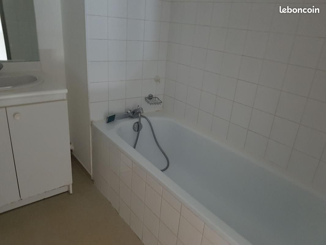 Appartement à louer, 39m², Nîmes