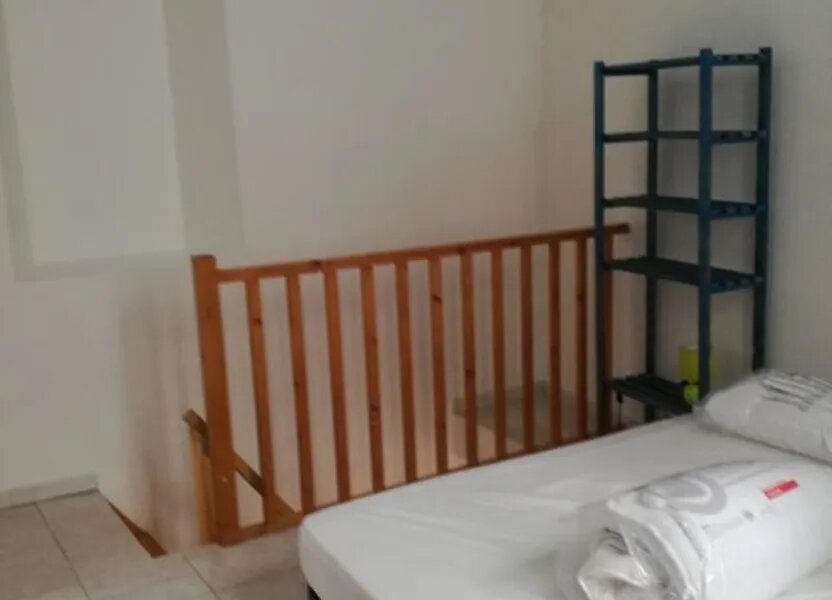 Appartement à louer, 27m², Nîmes
