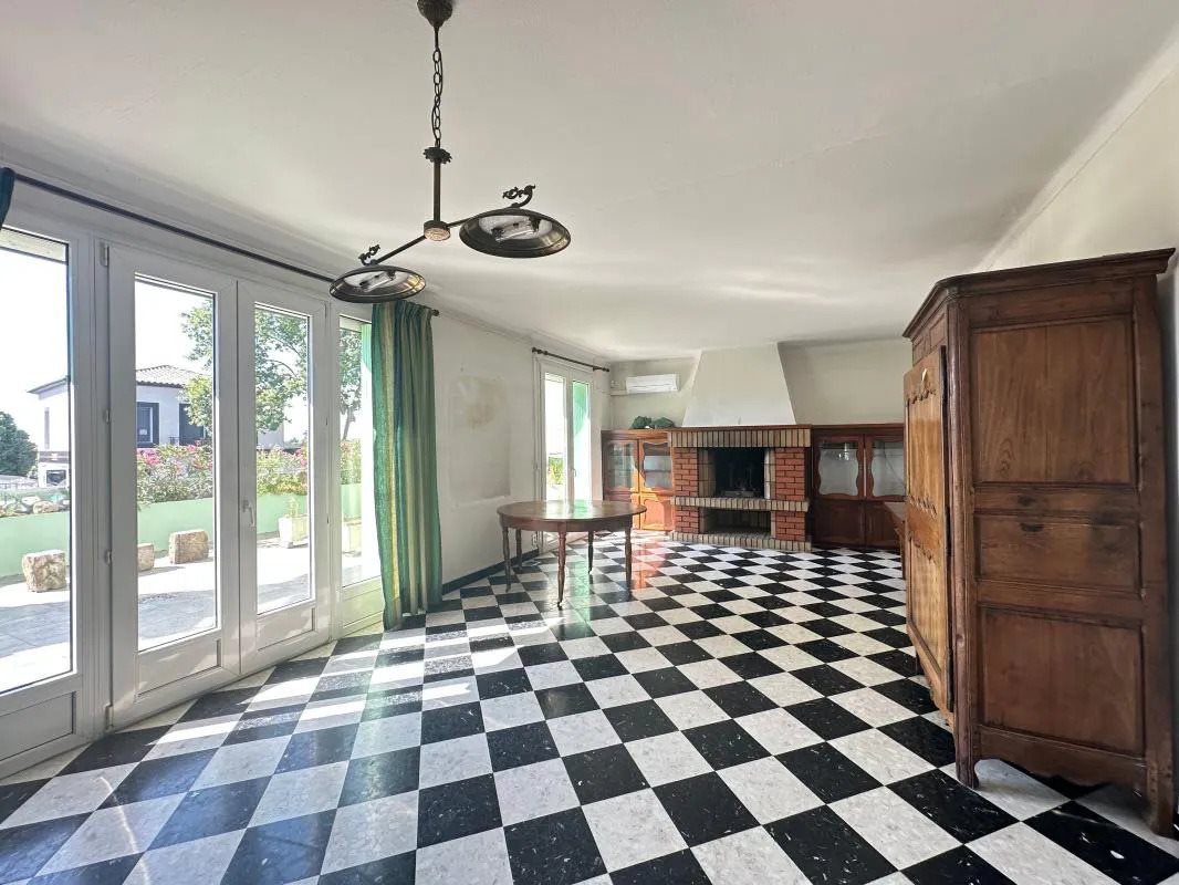 Maison à vendre, 140m², Nîmes