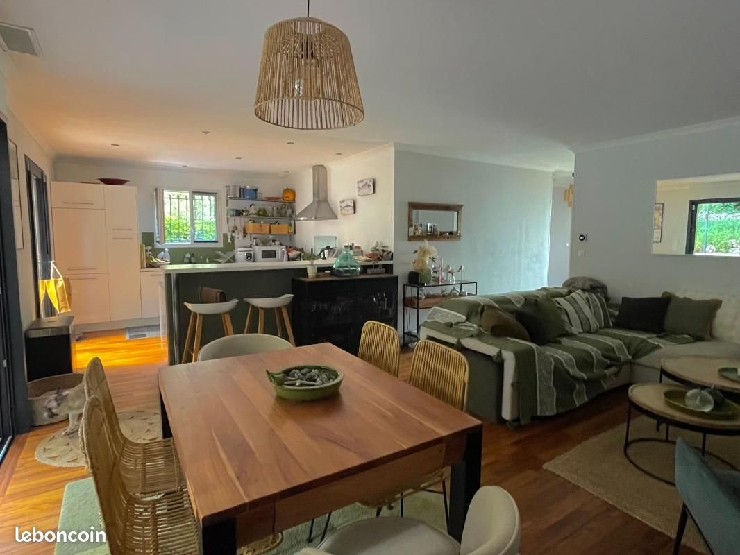 Maison à vendre, 80m², Nîmes