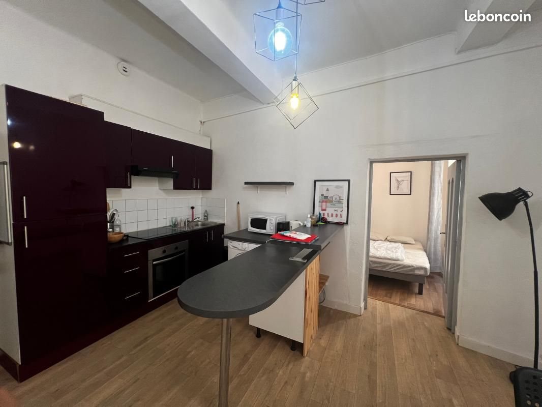 Appartement à louer, 32m², Nîmes