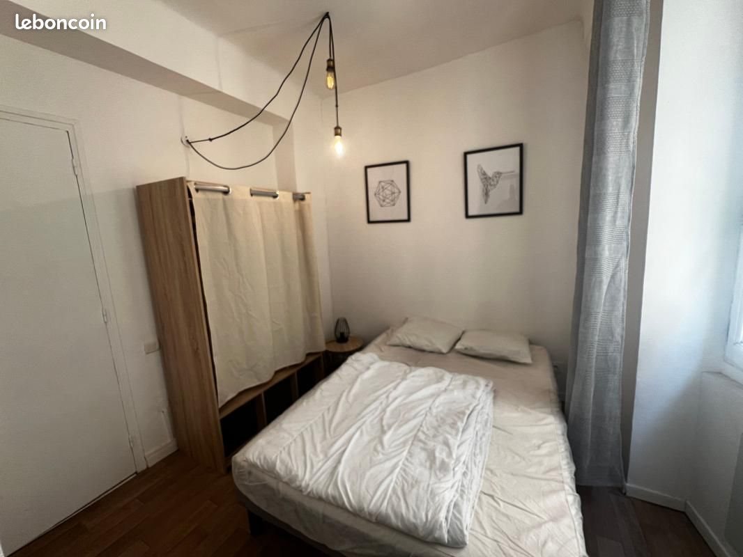 Appartement à louer, 32m², Nîmes