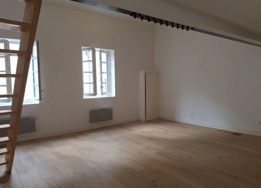 Appartement à louer, 50m², Nîmes