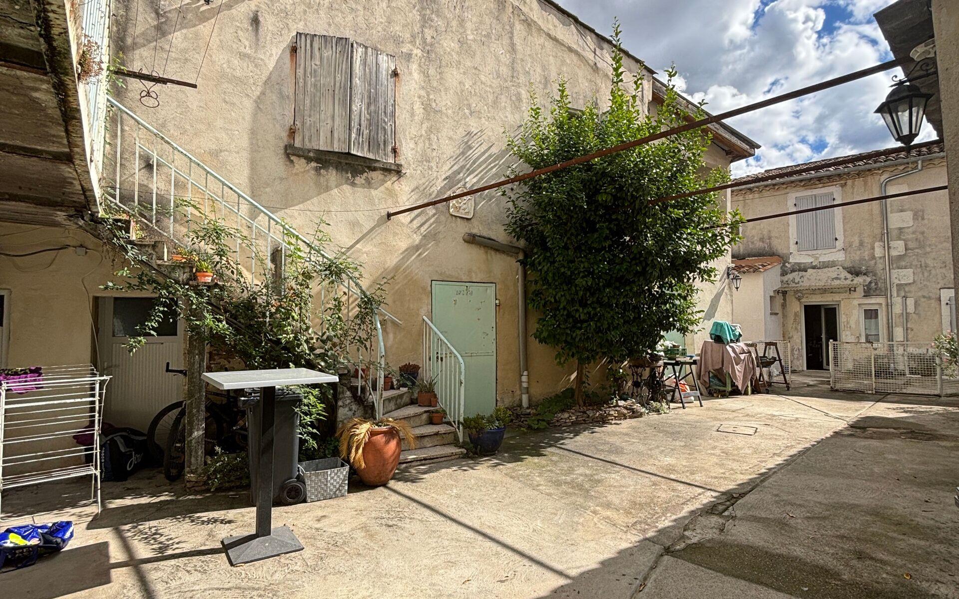 Maison à vendre, 350m², Marguerittes
