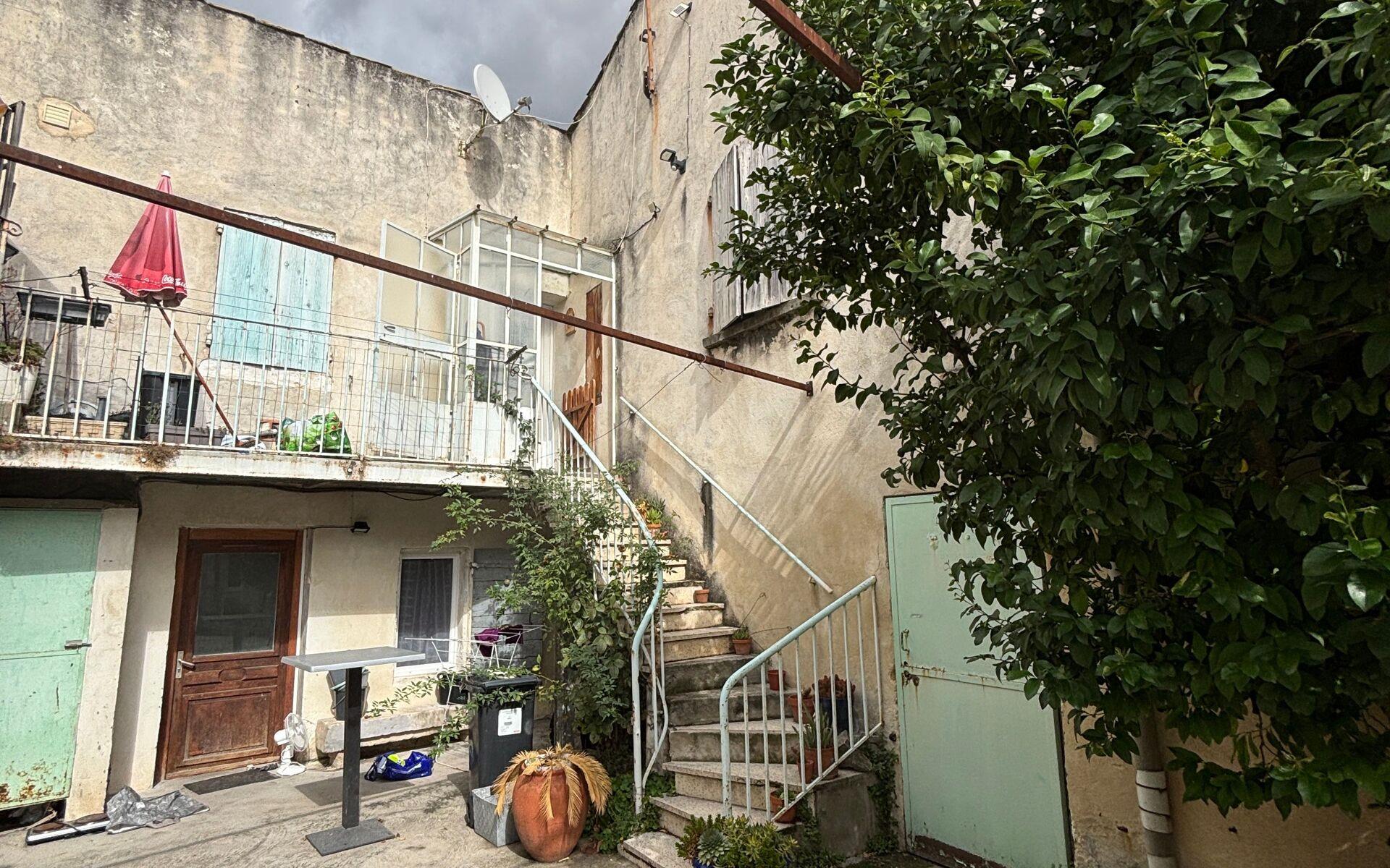 Maison à vendre, 350m², Marguerittes