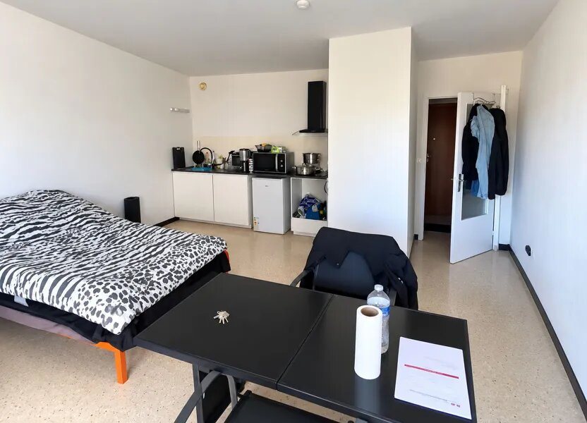 Appartement à louer, 33m², Nîmes