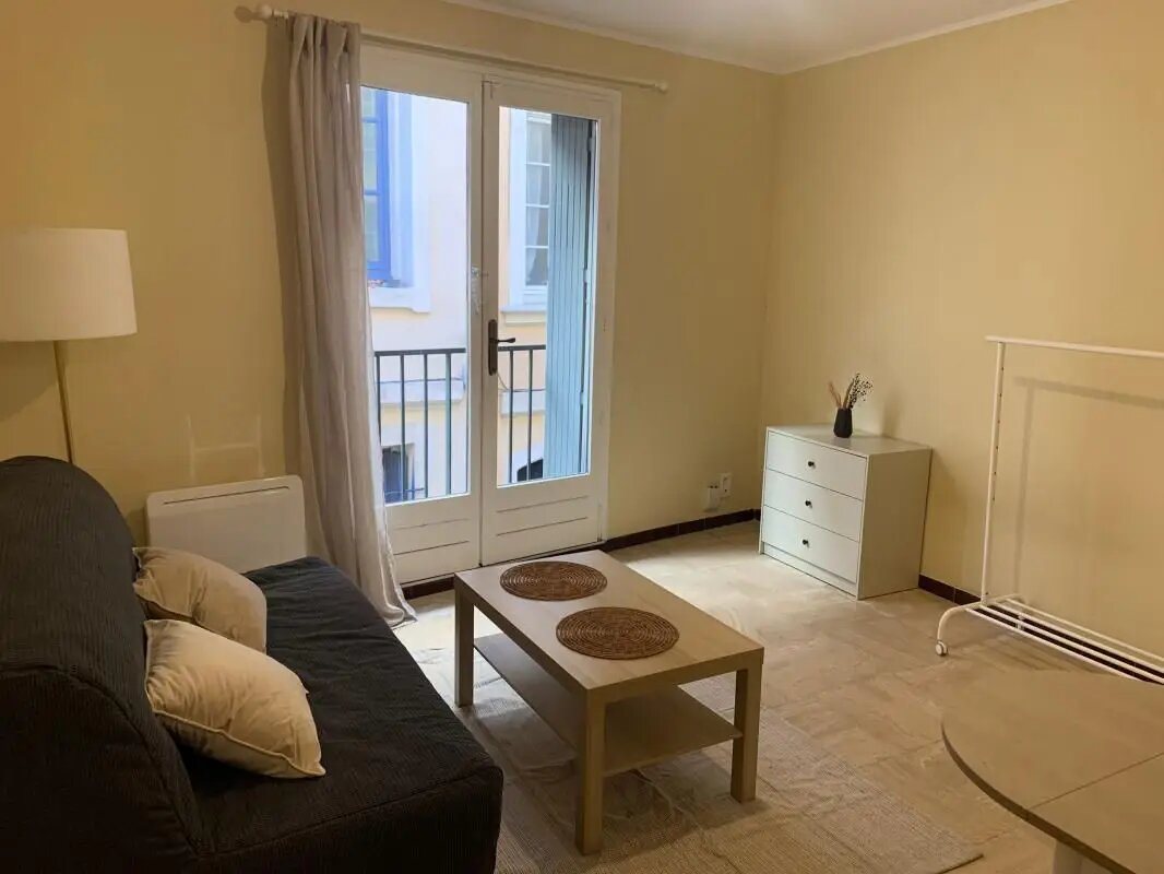 Appartement à louer, 22m², Nîmes