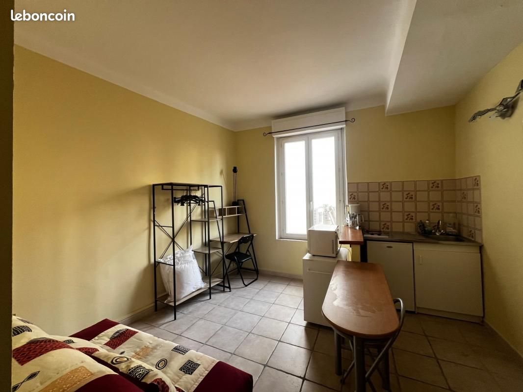 Appartement à louer, 17m², Nîmes