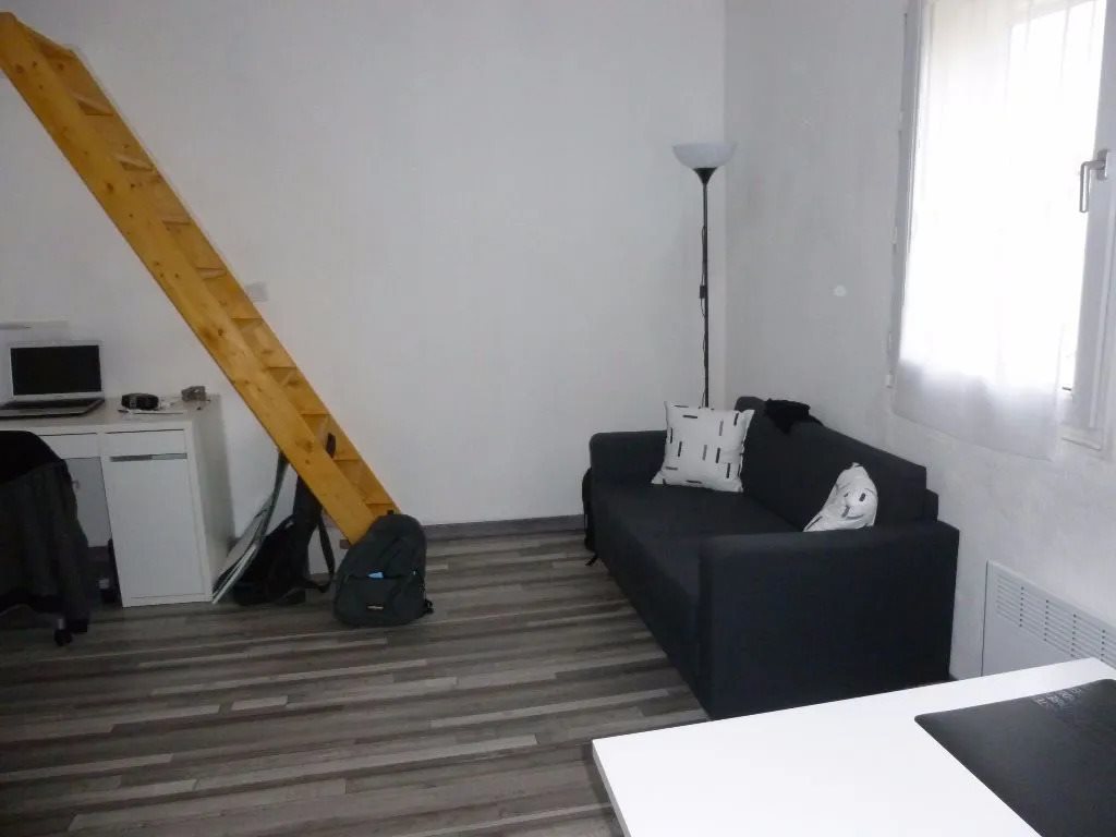 Appartement à louer, 16m², Nîmes