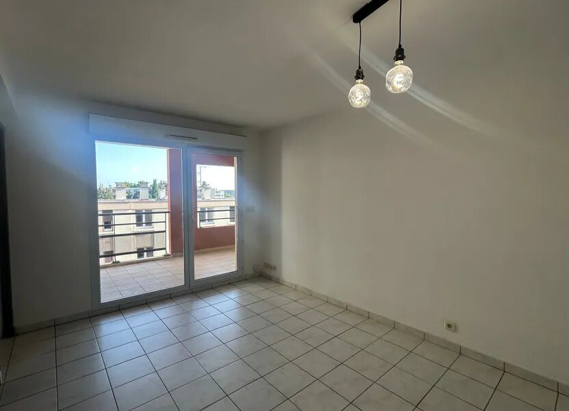 Appartement à louer, 53m², Nîmes