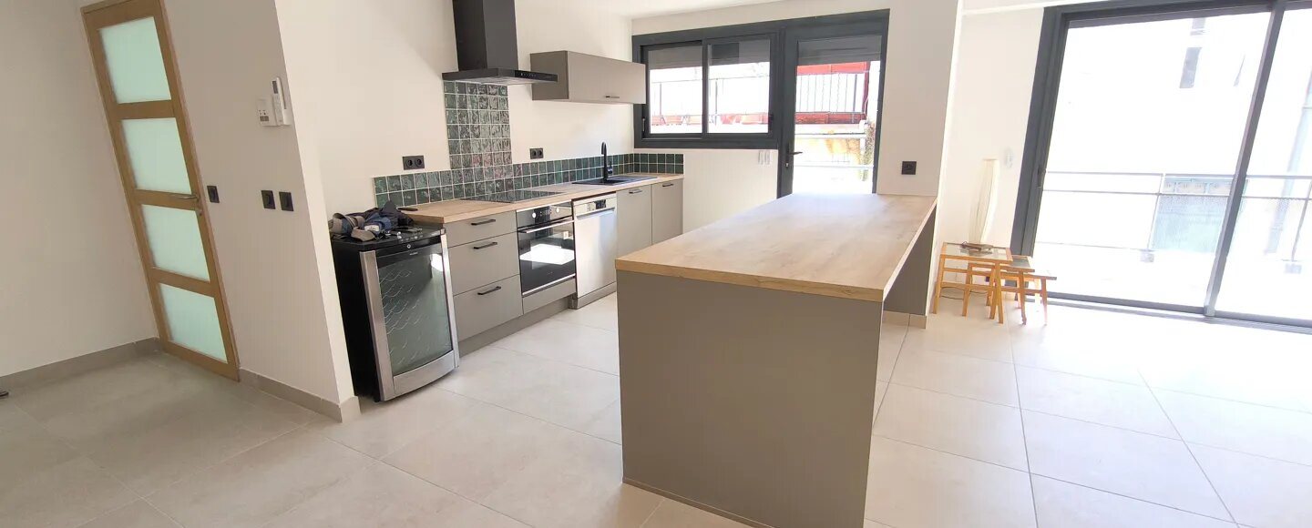 Appartement à vendre, 141m², Nîmes