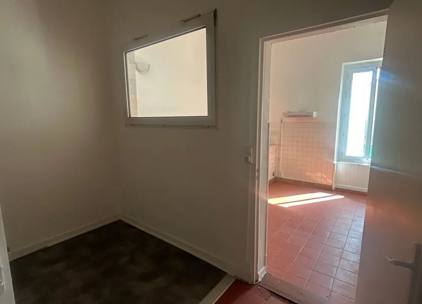 Appartement à louer, 25m², Nîmes