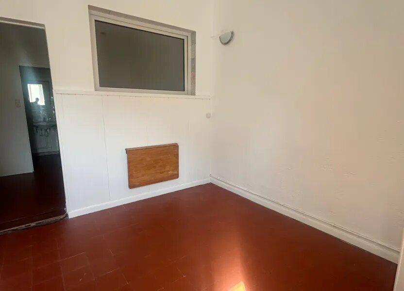 Appartement à louer, 25m², Nîmes