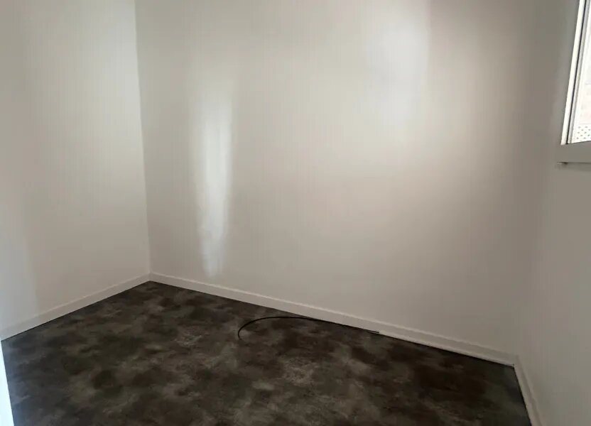 Appartement à louer, 25m², Nîmes