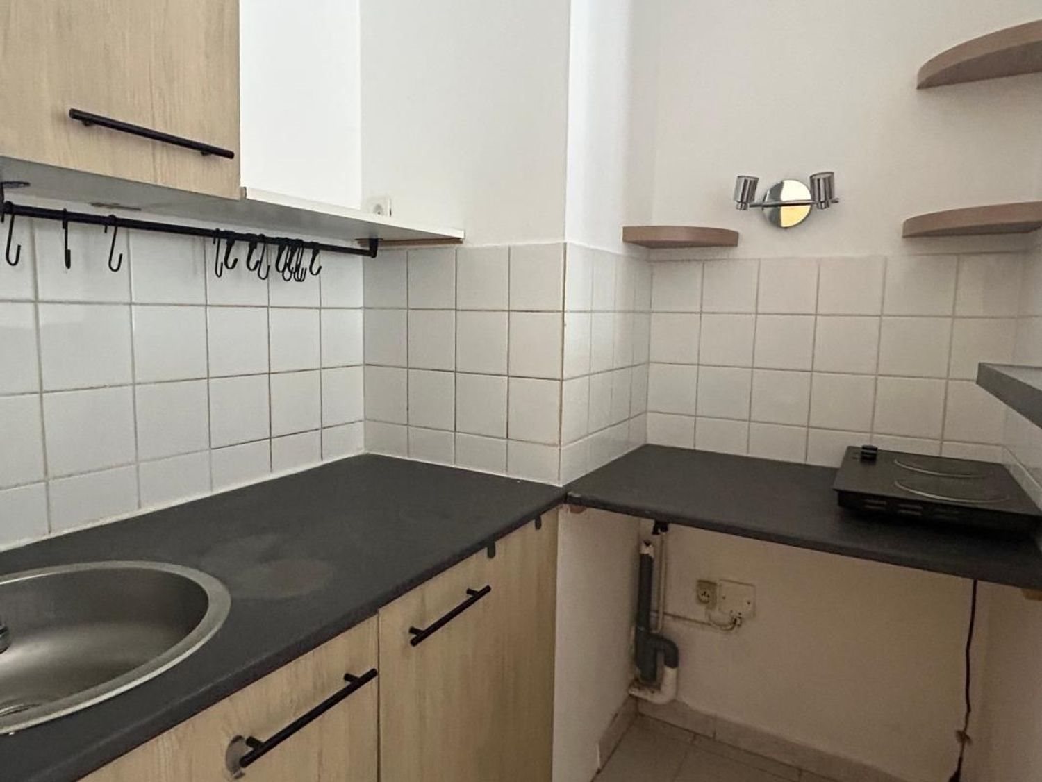 Appartement à louer, 27m², Nîmes