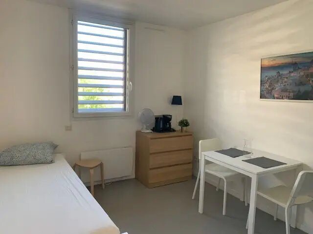 Appartement à louer, 18m², Nîmes