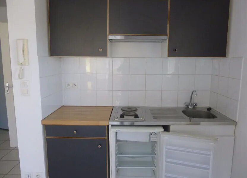 Appartement à louer, 26m², Nîmes