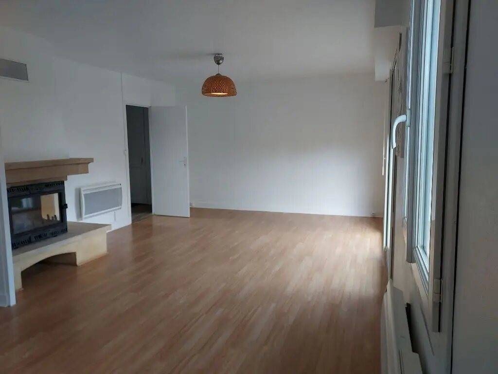 Maison à louer, 81m², Saint-Loubès