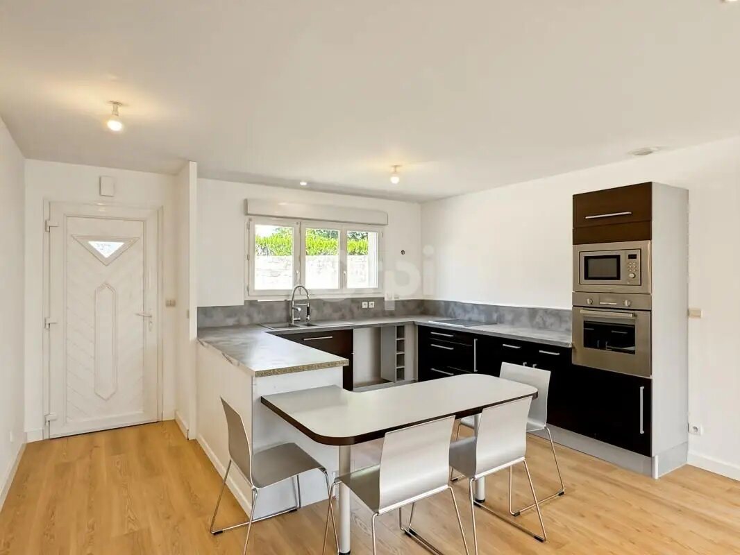 Maison à vendre, 140m², Parville