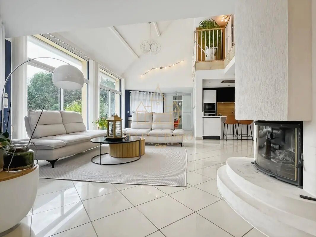 Maison à vendre, 260m², Saint-Sébastien-de-Morsent