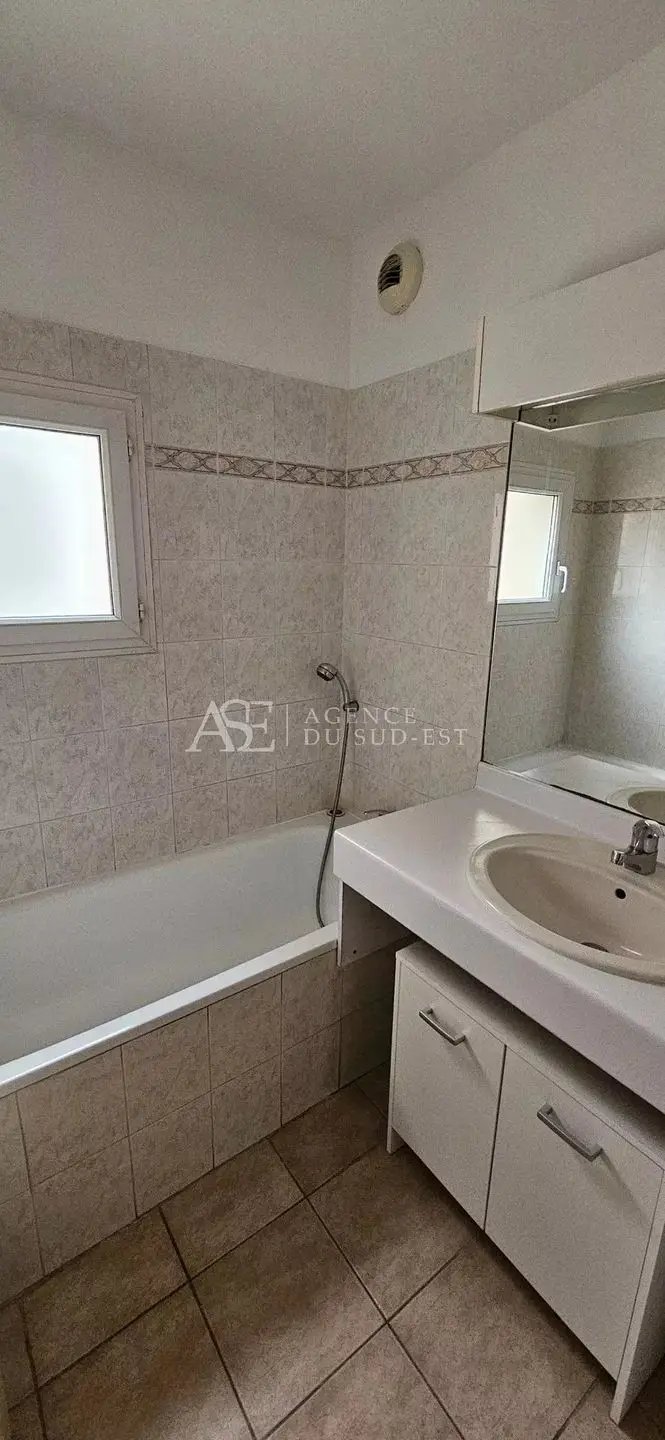 Appartement à louer, 46m², Aix-en-Provence