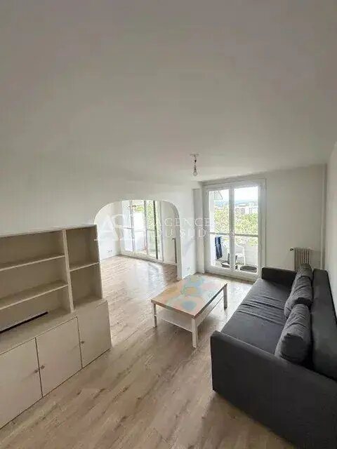 Appartement à louer, 77m², Aix-en-Provence