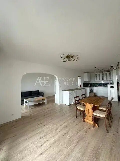 Appartement à louer, 77m², Aix-en-Provence