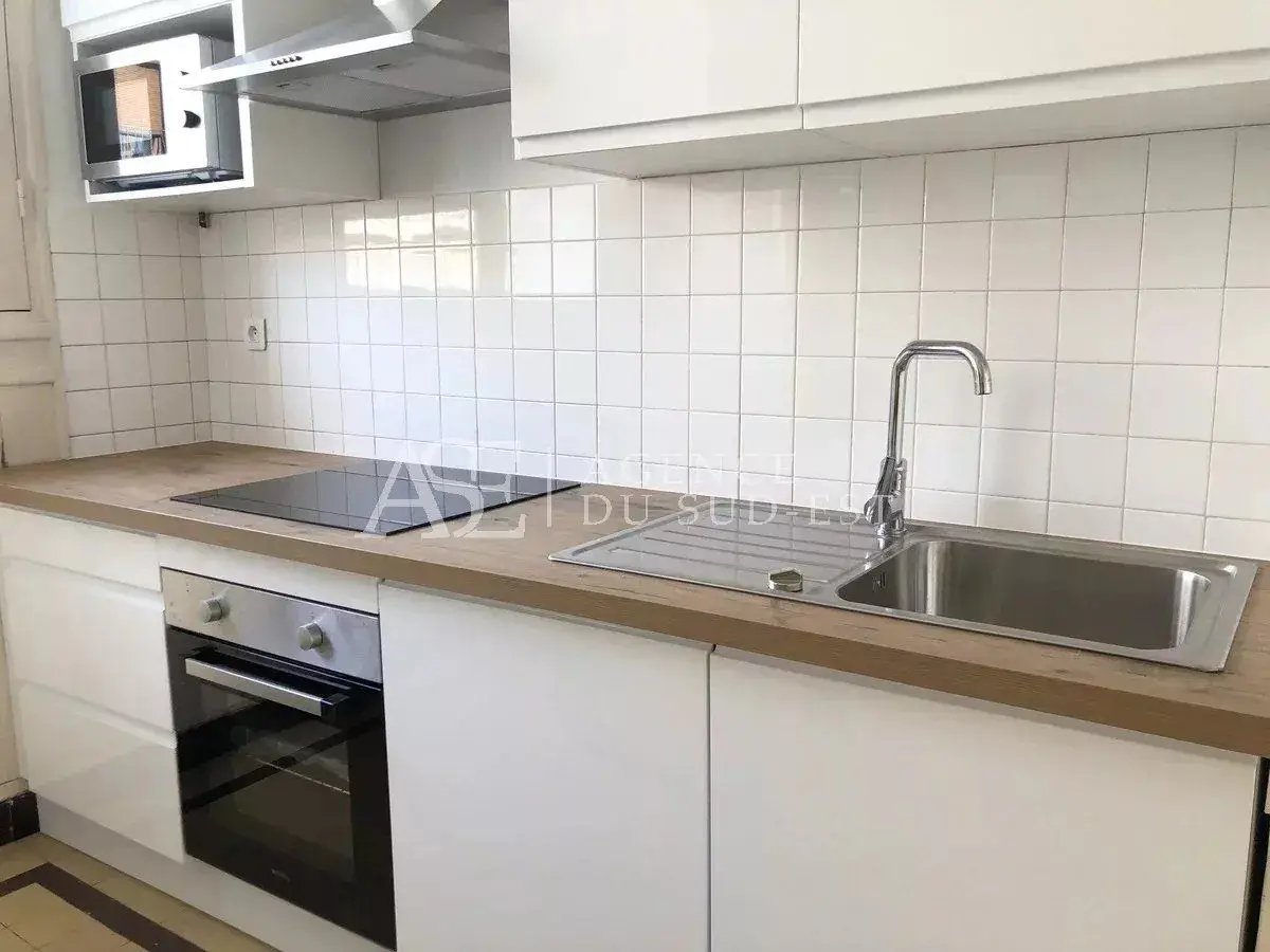 Appartement à louer, 77m², Aix-en-Provence