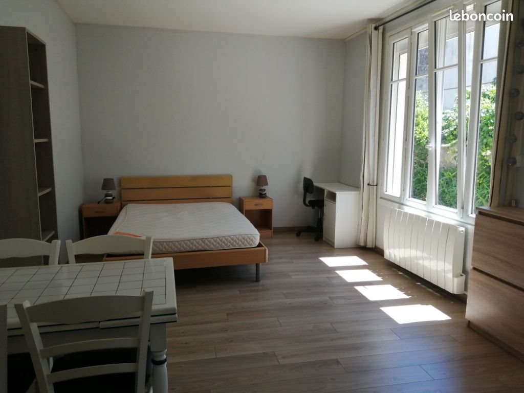 Appartement à louer, 30m², Rochefort