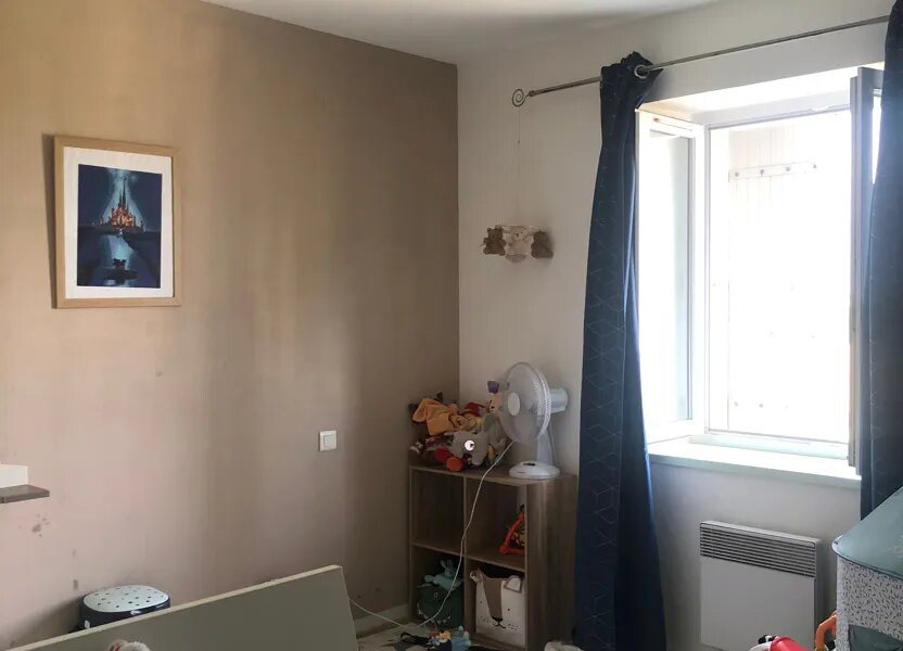 Appartement à louer, 63m², Pont-l'Abbé-d'Arnoult