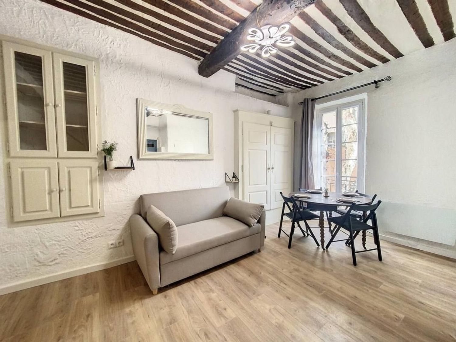 Appartement à louer, 26m², Grasse