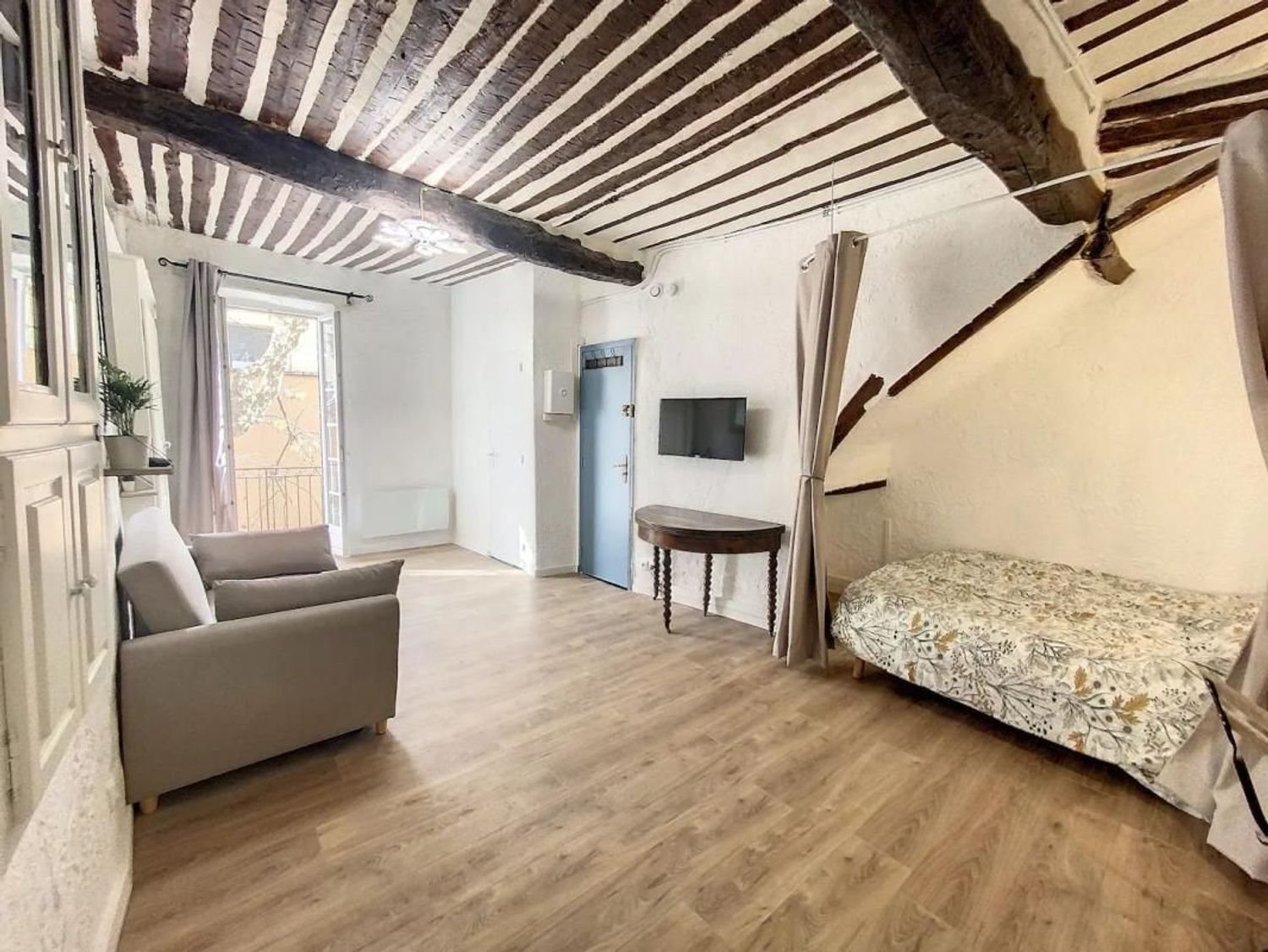 Appartement à louer, 26m², Grasse