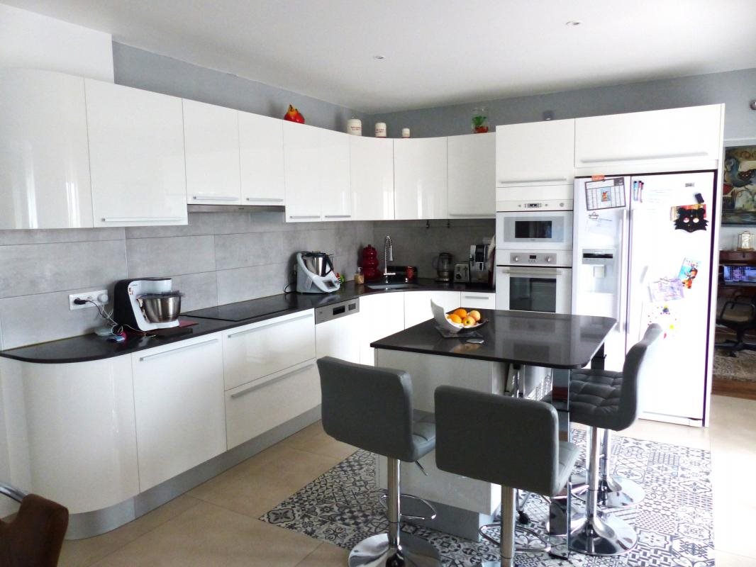 Maison à vendre, 229m², Paulhan